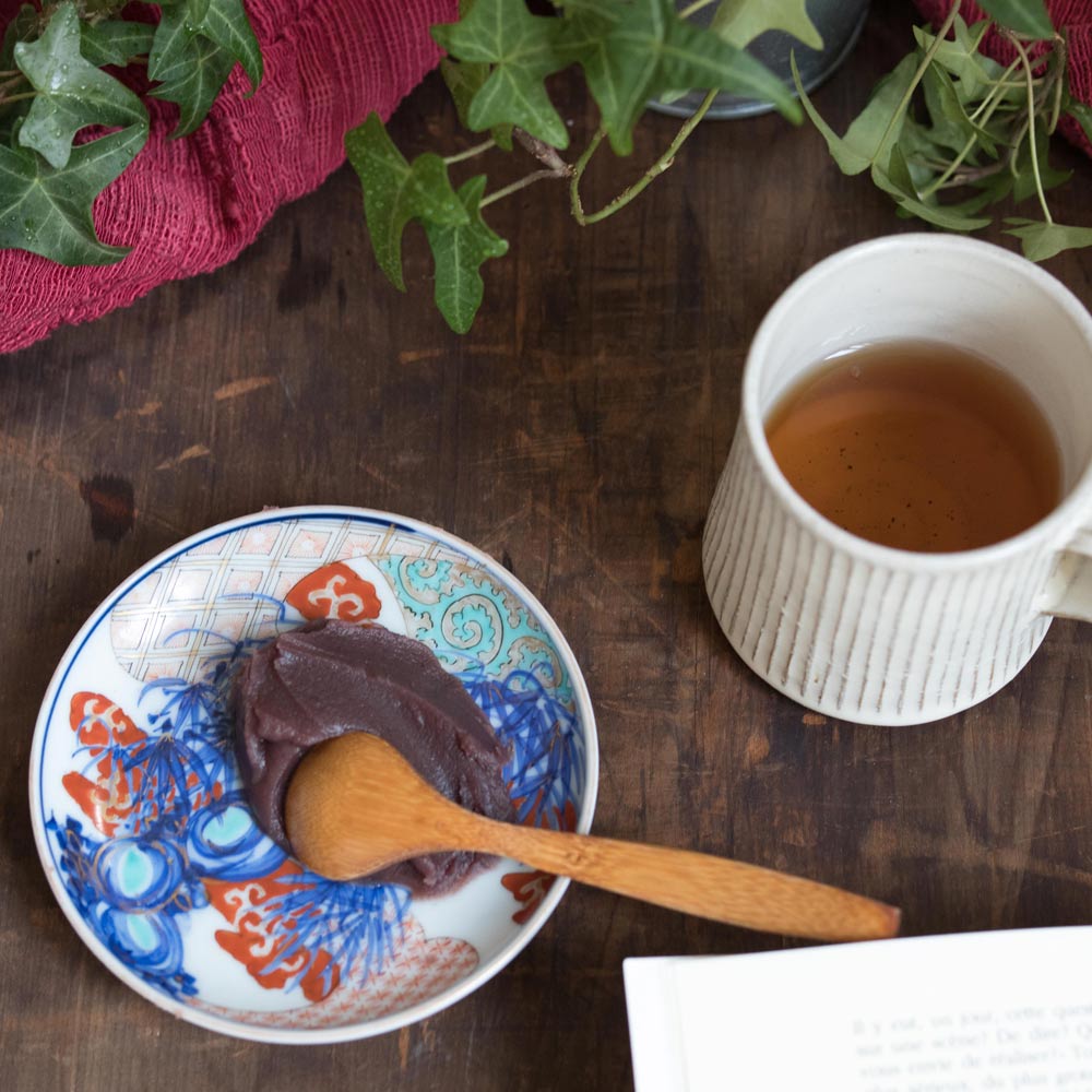 Crème d'azuki sans morceaux à la framboise koshi-an confectionnée par azukiya, pâtisserie japonaise artisanale à Colmar.